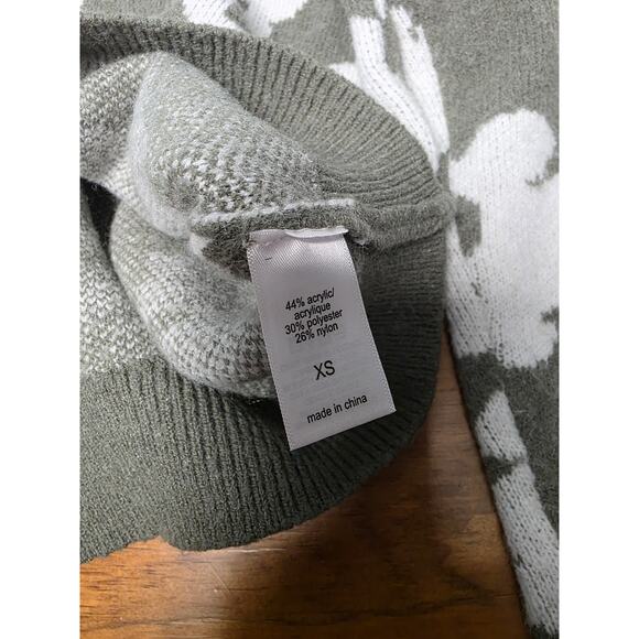 Maurice's Sweater XS Green White Flowers Grandma Core Cozy Cottage Soft Fall - Picture 4 of 8